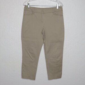 New York & Company* Women's‎ Multipocketed 1.5" Belt Loop Khaki Capris~ Size 6